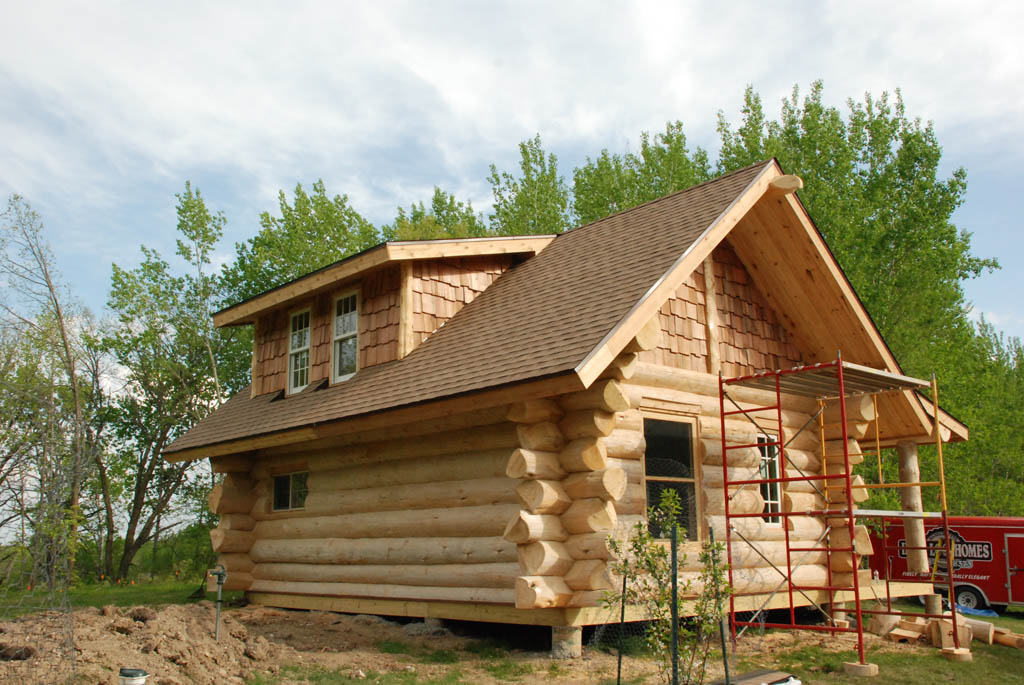 Handcrafted Heim Log Homes
